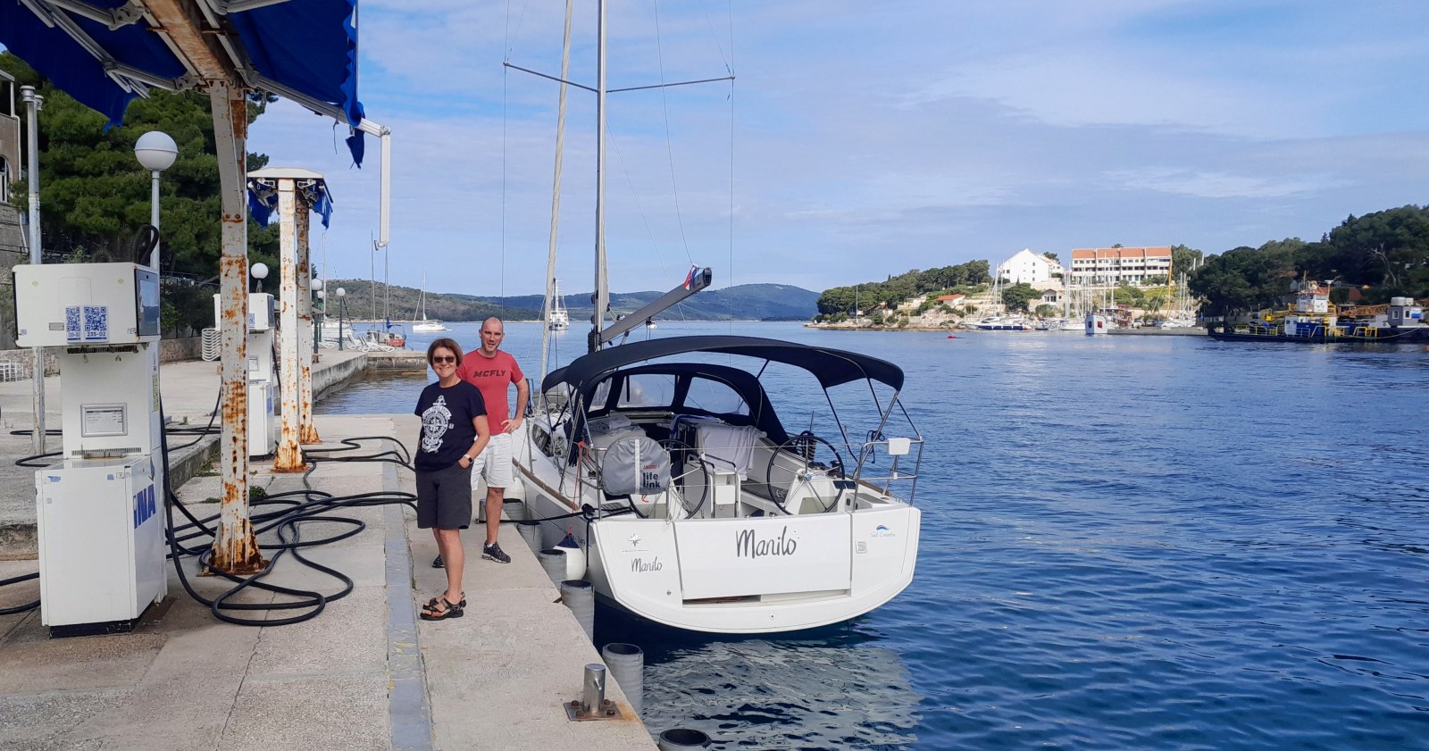 Diesel Fuel dock ay Milna, Brac Island